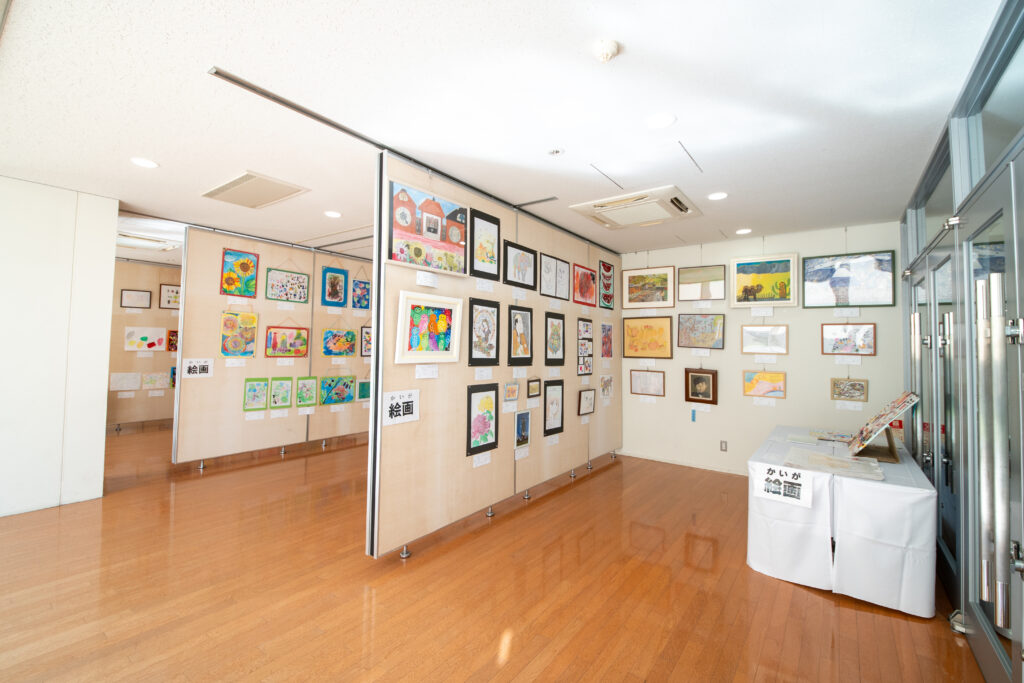 作品展の様子(写真)